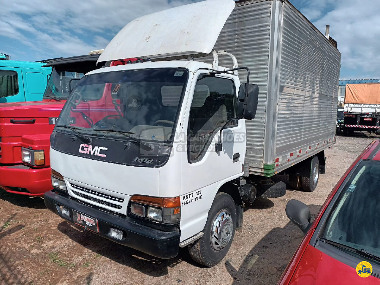 CAMINHAO GMC GMC 7110 Baú Furgão 3/4 4x2 CLA Caminhões e Veículos JUNDIAI SÃO PAULO SP